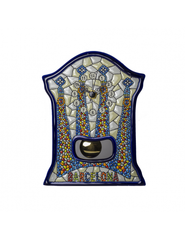 Reloj Sobremesa Sagrada Familia Barcelona cerámica española decorativa andaluza 23 cms. 32230200